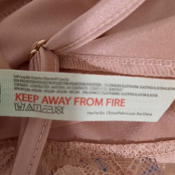 Free People Intimately FB Wild Bunch Bodysuit Pink Lace Trim Womens Size S Vneck - Picture 9 of 13